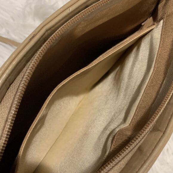 TAPESTRY shoulder bag goldtone hardware zip top slip interior pocket vintage - Picture 8 of 11